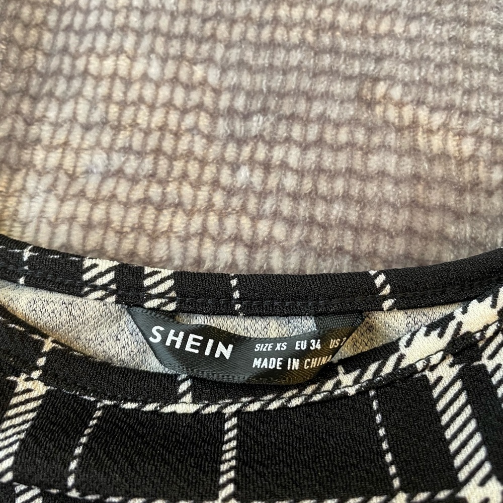 skirt - Picture 3 of 3